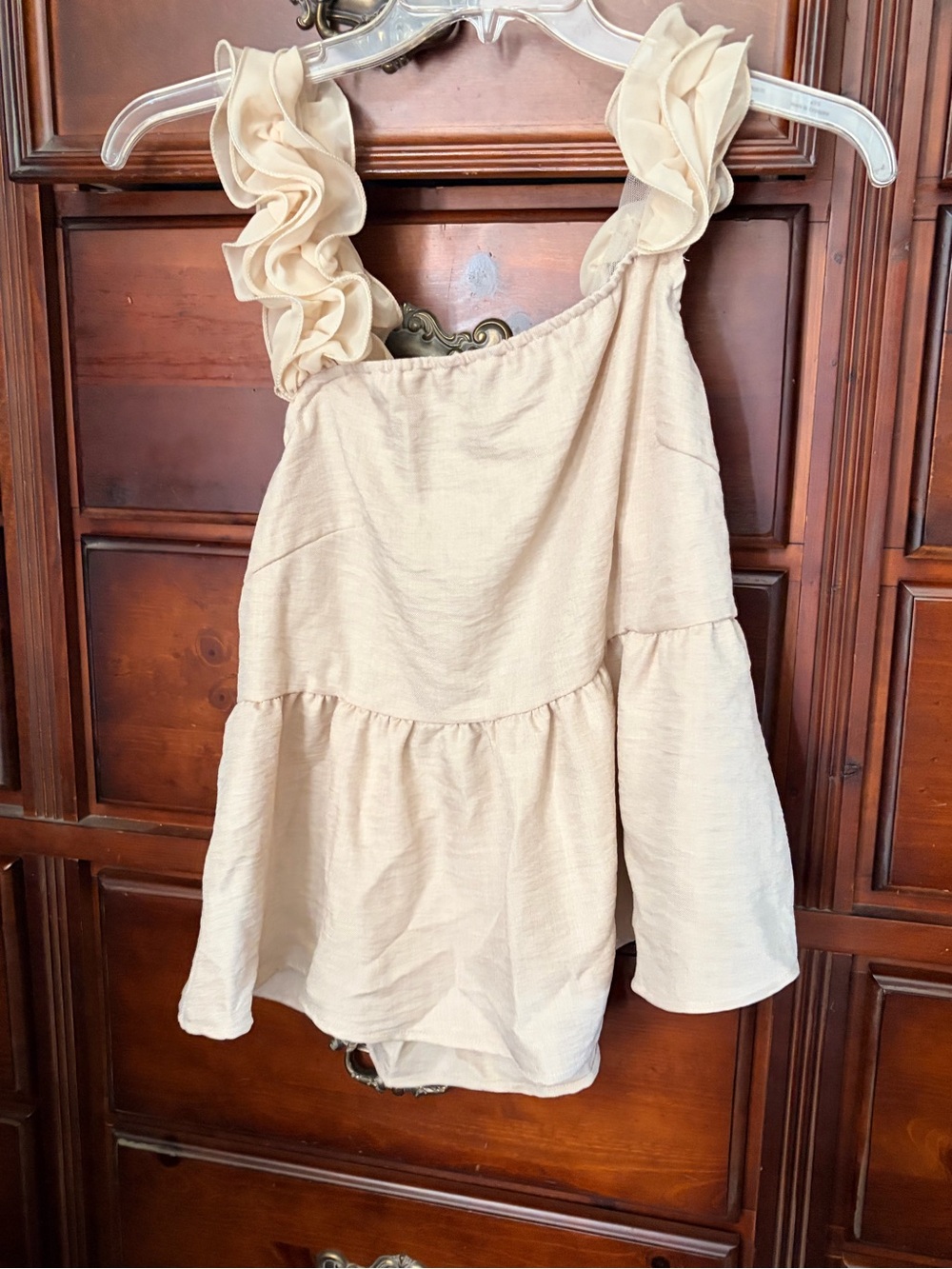 SHEIN Cream Ruffle Strap Tank Top